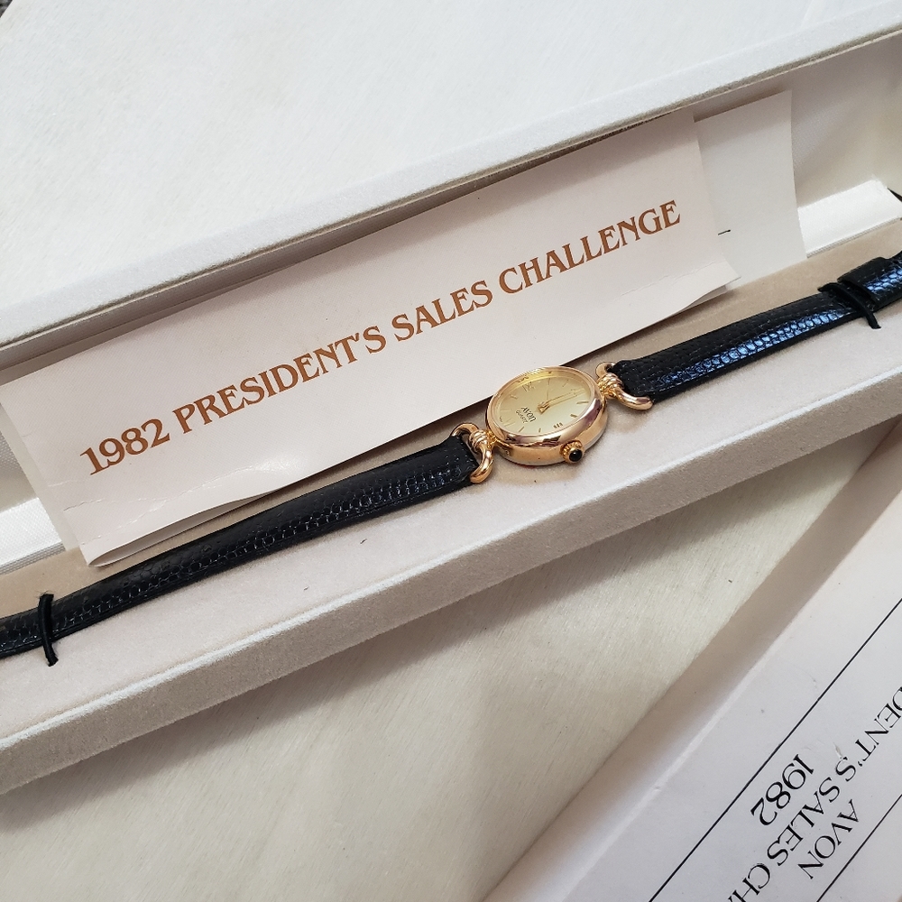 Vintage Avon watch New with box - Picture 5 of 8